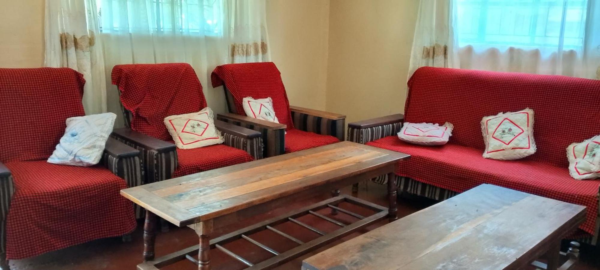 Greenfield Homestay -Full Board Oloitokitok المظهر الخارجي الصورة